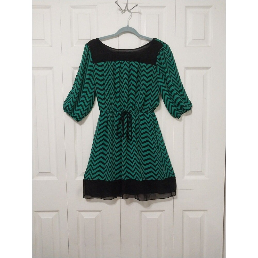 En Focus Petite Dress 6P Green Black Chevron A-Line Balloon Sleeve Pleated Party